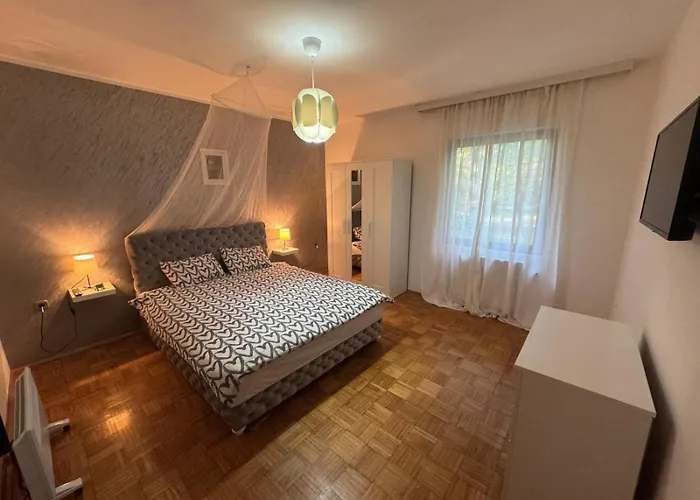 Sumska Kuca Juga Kovacevic بيت للعطل